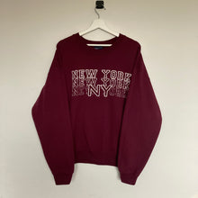 Charger l'image dans la galerie, Sweat bordeaux imprimé New York (M / petit L)