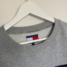 Charger l'image dans la galerie, Sweat gris Tommy Hilfiger (M)
