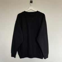 Charger l'image dans la galerie, Sweat noir épais logo brodé (L)