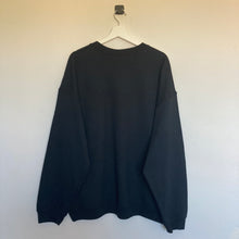 Charger l'image dans la galerie, Sweat noir logo brodé (XL)