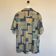 Charger l'image dans la galerie, chemise hawaienne vintage à fleurs ou à motifs homme - magnum