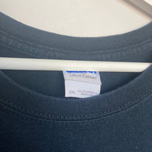 Charger l'image dans la galerie, T-shirt vintage noir a imprimé (2XL)