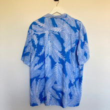 Charger l'image dans la galerie, Chemise hawaïenne bleue et blanche (L)
