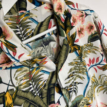 Charger l'image dans la galerie, Chemise hawaïenne à fleurs (M/L)