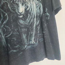 Charger l'image dans la galerie, T-shirt vintage avec motif animal Made in USA 1996 (M)