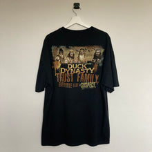 Charger l'image dans la galerie, T-shirt noir avec imprimé au dos Duck Dinasty (XL)
