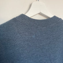 Charger l'image dans la galerie, Sweat gris imprimé au dos (M)