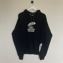 Charger l'image dans la galerie, Sweat à capuche à imprimé CBD (M/L)