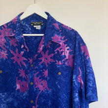 Charger l'image dans la galerie, chemise hawaienne vintage à fleurs ou à motifs homme - magnum