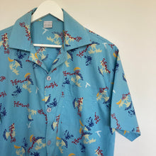 Charger l'image dans la galerie, chemise hawaienne vintage à fleurs ou à motifs homme - magnum
