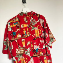 Charger l'image dans la galerie, Chemise hawaïenne vintage rouge « Cuba » (L/XL)