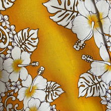 Charger l'image dans la galerie, Chemise hawaïenne vintage à fleurs (M/L)