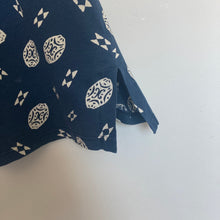 Charger l'image dans la galerie, Chemise vintage à motifs (M) - Turtle Frip