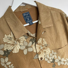 Charger l'image dans la galerie, Chemise hawaienne 100% soie motifs à relief (L)