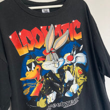 Charger l'image dans la galerie, Tee-shirt collector Looney Tunes 1992 (M oversize / L)