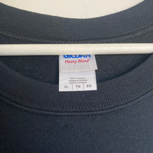 Charger l'image dans la galerie, Sweat noir logo brodé (XL)