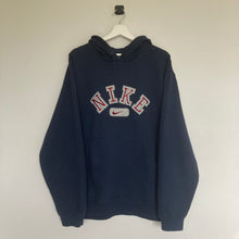 Charger l'image dans la galerie, Sweat à capuche Nike vintage (XL)