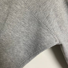 Charger l'image dans la galerie, Sweatshirt à capuche vintage Patriots (XL)