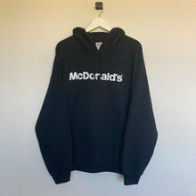 Charger l'image dans la galerie, Sweat à capuche noir McDonald’s (XL)