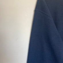 Charger l'image dans la galerie, Sweat vintage bleu foncé logo brodé (S/M)
