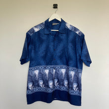 Charger l'image dans la galerie, chemise hawaienne vintage à fleurs ou à motifs homme - magnum