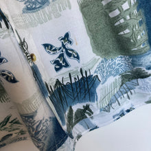 Charger l'image dans la galerie, Chemise vintage à motifs (L/XL) - Turtle Frip