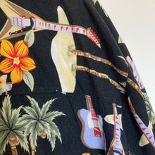 Charger l'image dans la galerie, chemise hawaienne vintage à fleurs ou à motifs homme - guitare palmiers