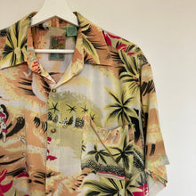 Charger l'image dans la galerie, Chemise hawaïenne vintage à fleurs
