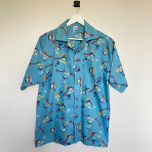 Charger l'image dans la galerie, chemise hawaienne vintage à fleurs ou à motifs homme - magnum