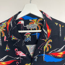 Charger l'image dans la galerie, Chemise hawaïenne noire à motifs (M)