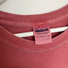 Charger l'image dans la galerie, Tee-shirt vintage à imprimé style délavé (M/L)