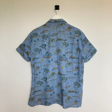 Charger l'image dans la galerie, chemise hawaienne vintage à fleurs ou à motifs homme - magnum