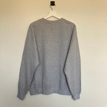 Charger l'image dans la galerie, Sweat gris à imprimé (L)