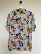 Charger l'image dans la galerie, Chemise hawaïenne à fleurs à rayures
