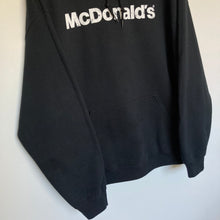 Charger l'image dans la galerie, Sweat à capuche noir McDonald’s (XL)
