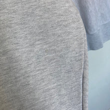 Charger l'image dans la galerie, Sweat vintage épais made in USA (XL)