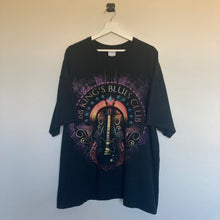 Charger l'image dans la galerie, T-shirt vintage noir a imprimé (2XL)