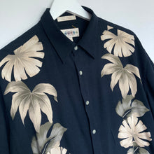 Charger l'image dans la galerie, Chemise hawaïenne vintage à fleurs noir pour homme