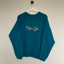 Charger l'image dans la galerie, Sweat vintage léger brodé à la main (L femme / M homme)