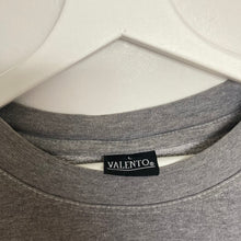 Charger l'image dans la galerie, Sweat léger logo brodé et imprimé au dos (M)