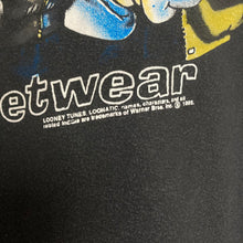 Charger l'image dans la galerie, Tee-shirt collector Looney Tunes 1992 (M oversize / L)