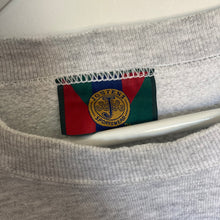 Charger l'image dans la galerie, Sweat vintage Mickey Washington (M) - Turtle Frip