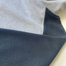 Charger l'image dans la galerie, Sweat à imprimé football / soccer (M)