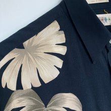 Charger l'image dans la galerie, Chemise hawaïenne vintage à fleurs noir pour homme