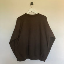 Charger l'image dans la galerie, Sweat vintage homme marron rose brodé université américaine