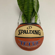Charger l'image dans la galerie, pot-de-fleurs-ballon-de-basket-vase-basketball-planter-spalding