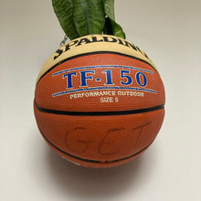Charger l'image dans la galerie, pot-de-fleurs-ballon-de-basket-vase-basketball-planter-spalding