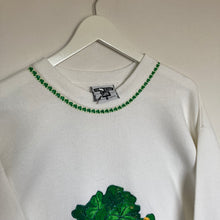 Charger l'image dans la galerie, pull-vintage-de-noel-blanc-homme