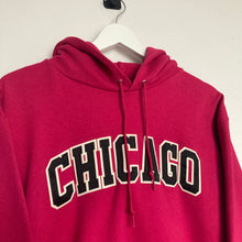 Charger l'image dans la galerie, Sweat à capuche vintage Champion Chicago (S/M)