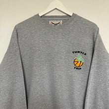 Charger l'image dans la galerie, sweat-turtle-frip-vintage-oversize-gris-clair